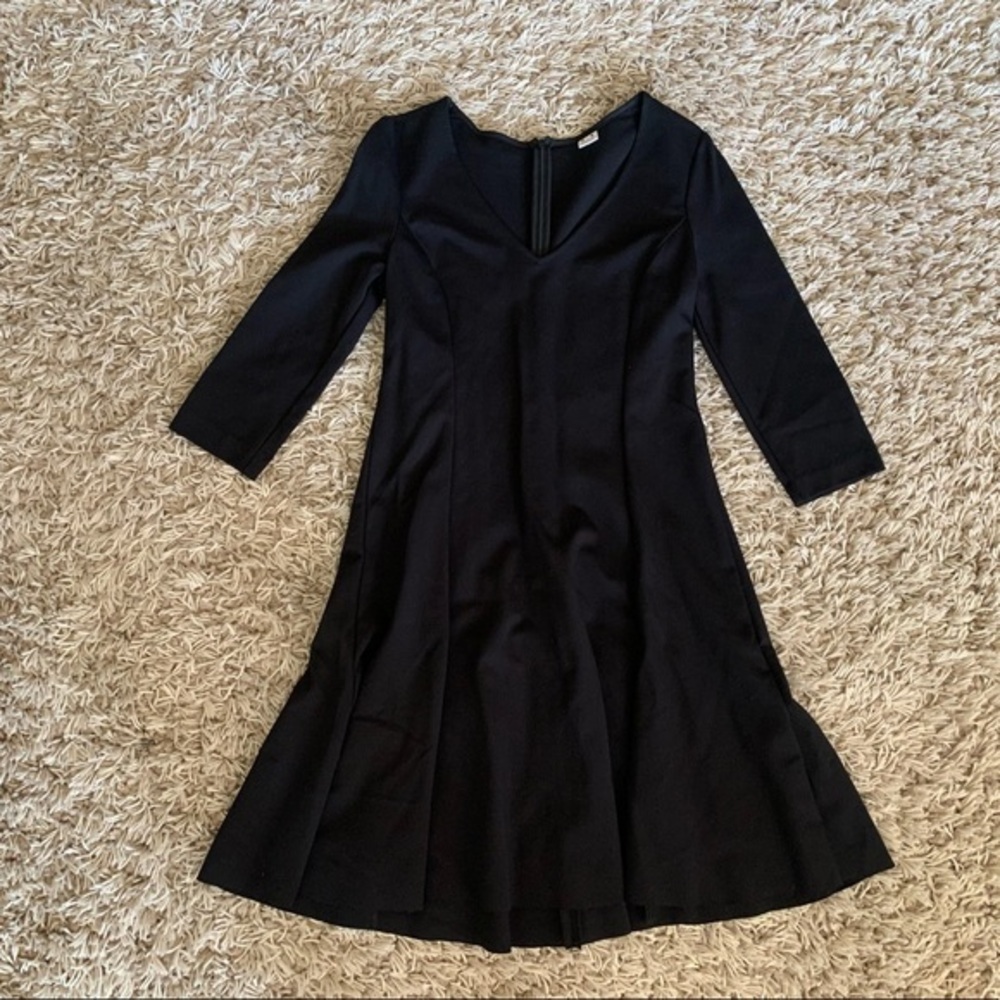 Like new! Three 3 dots black dress size medium